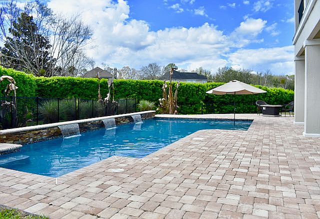 1st image of 3552 Highland Glen Ct