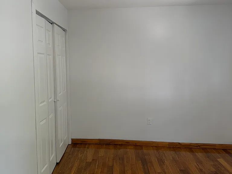 3232 N Chestnut Dr #1 — Photo 3