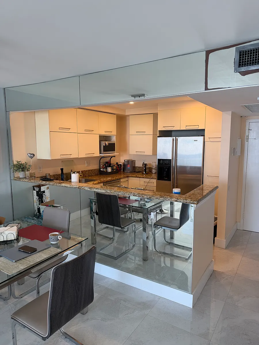 Building Photo - 2030 S Ocean Dr #1017
