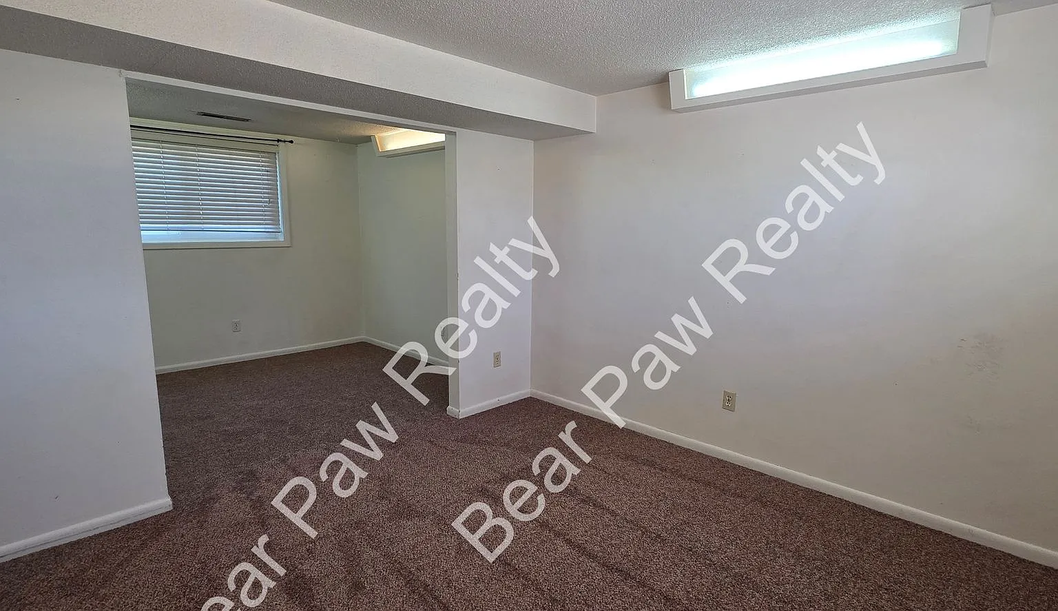 1889 Cherry Ct — Photo 2
