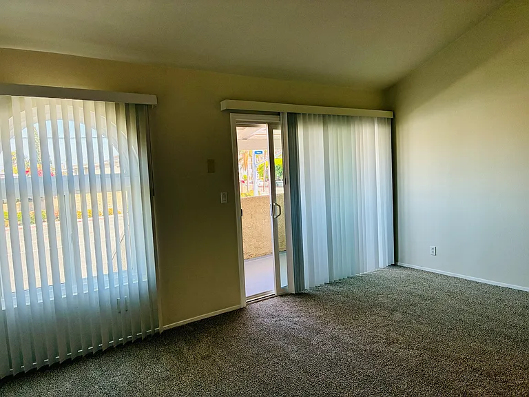 16701 Bolsa Chica St #B — Photo 9