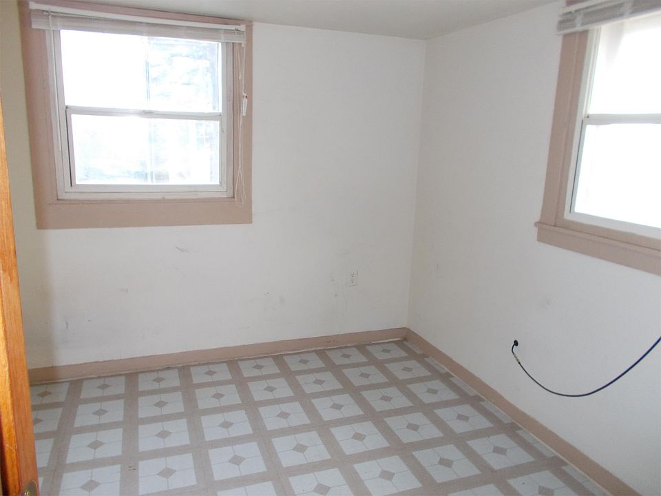 2nd image of 4870 W Us Highway 30 Lot 16