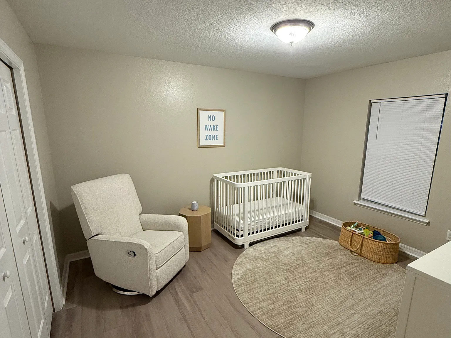 3 bed, 1700 sqft, $1,800 — Photo 4