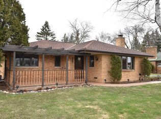 8050 W Forest Home Ave, Greenfield, WI 53220