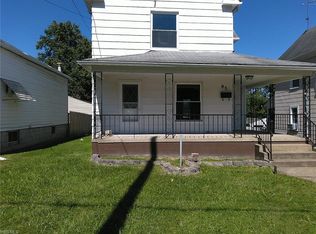 95 Elm St, Struthers, OH 44471