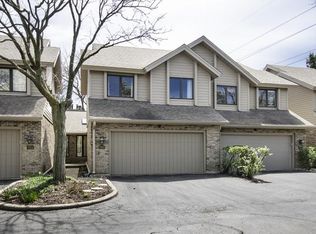 7912 S Garfield Ave, Burr Ridge, IL 60527