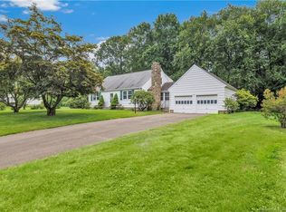 380 Walnut Tree Hill Rd, Shelton, CT 06484