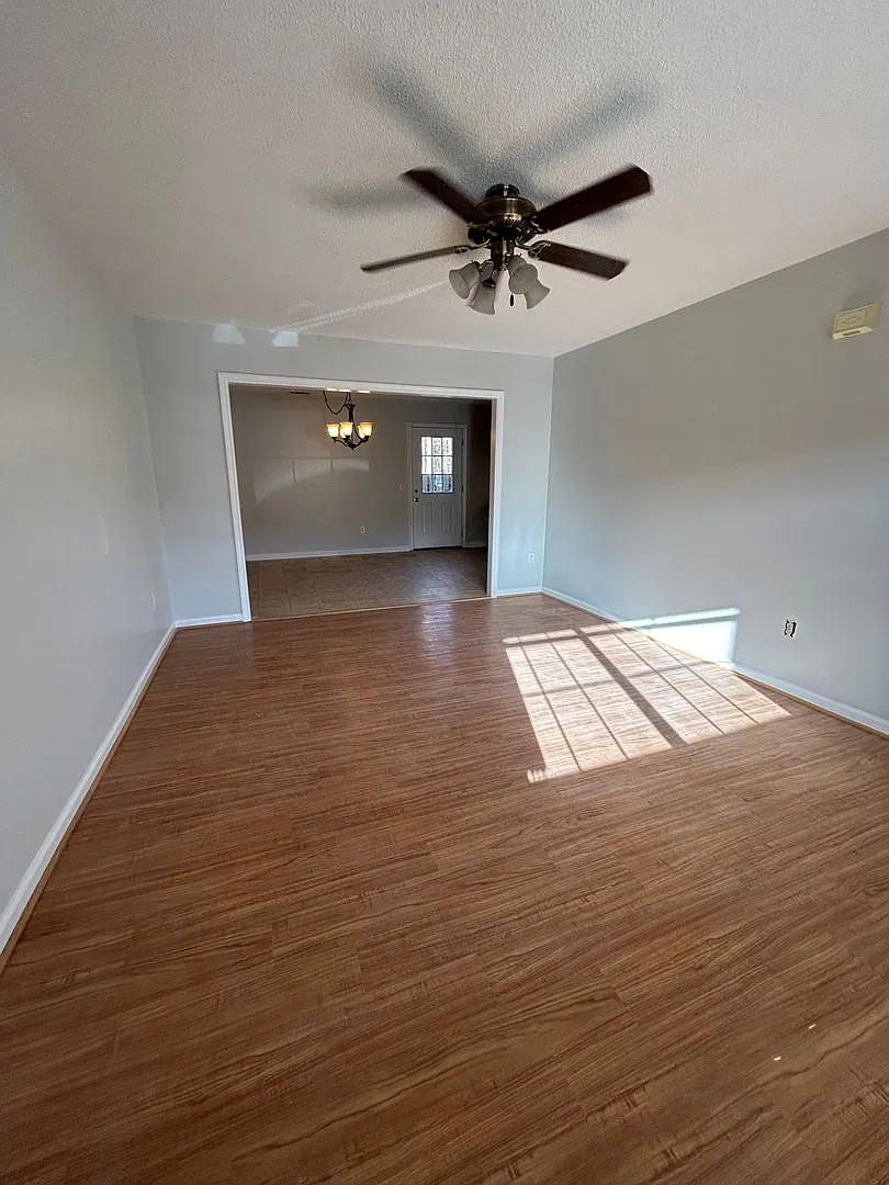 109 Town Park Drive - Rincon, GA $1600/mth — Photo 3