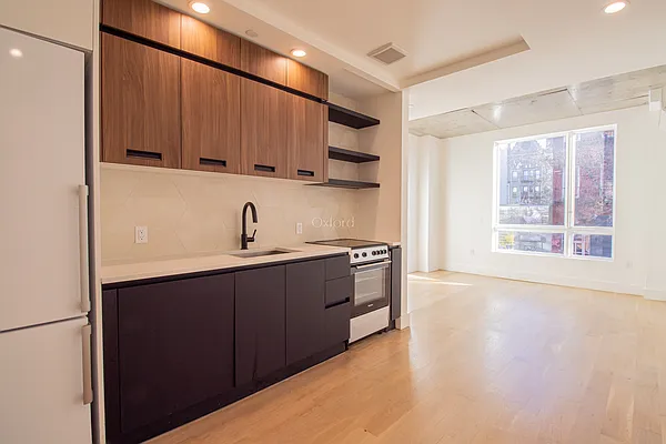 Rented by Oxford Property Group | media 49