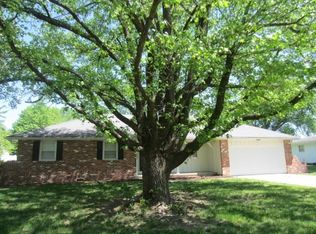 104 S Cherokee Ave, Clinton, MO 64735