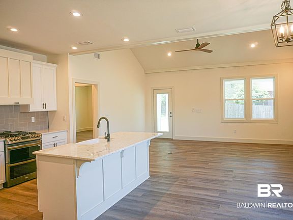 4th image of 1068 Pinemont Dr