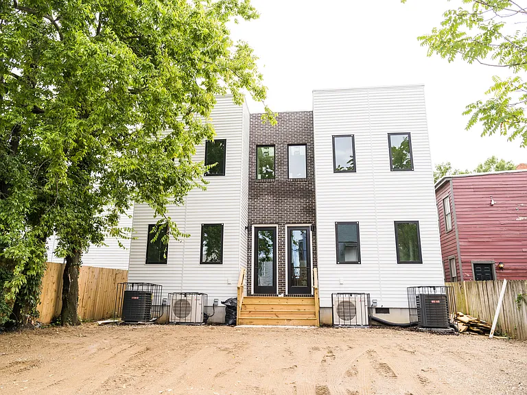 1260 Parkwood Ave — Photo 48