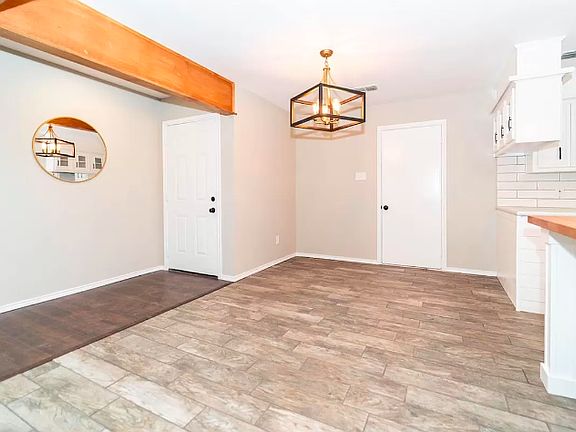 4th image of 2116 77th St