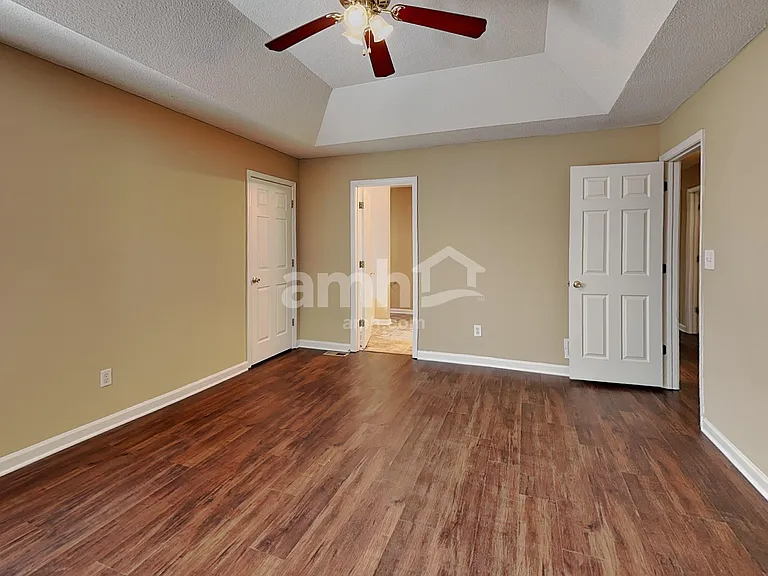 20 Michelle Ln — Photo 9