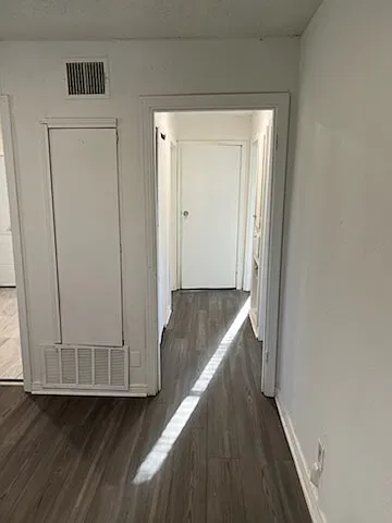 2 bed, 754 sqft, $1,250 — Photo 3