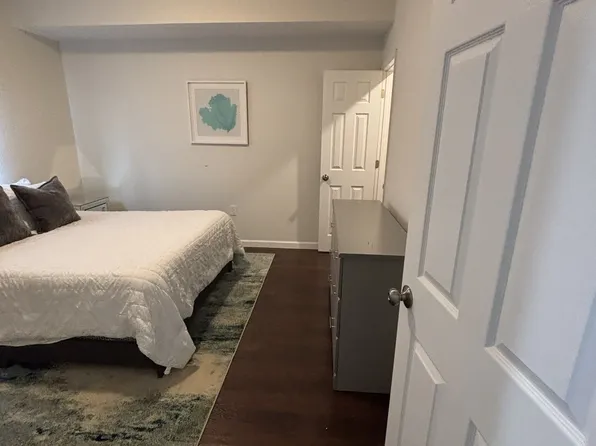 6005 Eads St NE APT 1, Washington, DC 20019