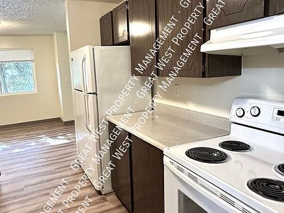 3rd image of 7515 44th St W APT 7