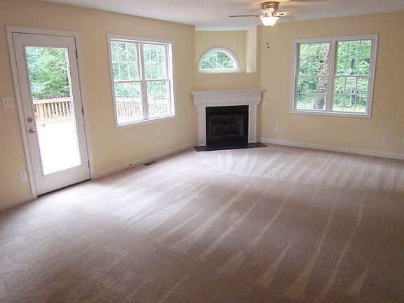 4th image of 17618 Thornwood Ln