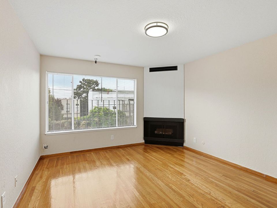 1st image of 921 Dolores St APT 4
