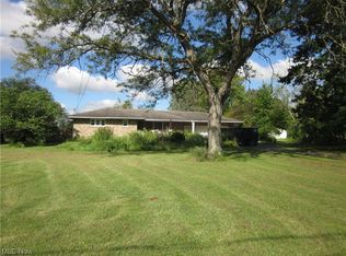 1809 Braceville Robinson Rd, Southington, OH 44470