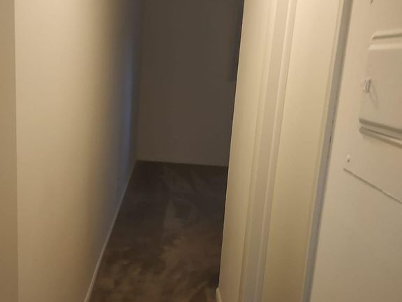 2nd image of 2491 Lancashire Dr APT Ta