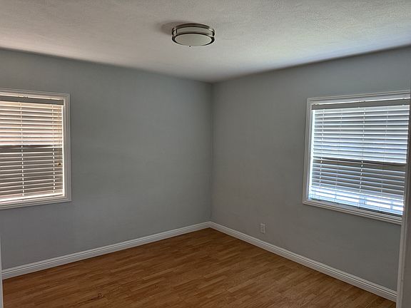 5th image of 1305 N Reese Pl