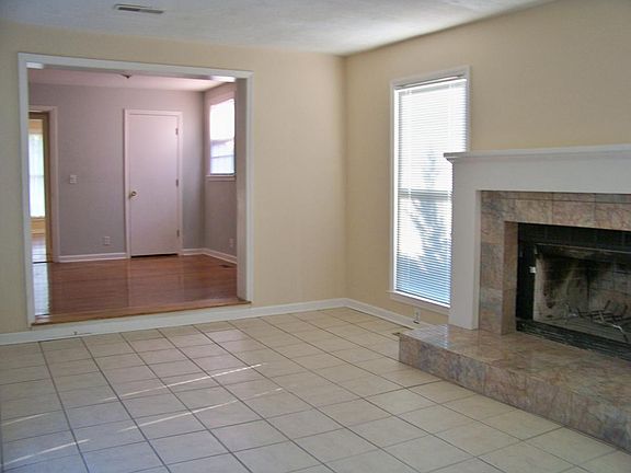 5th image of 1601 Linden Ave