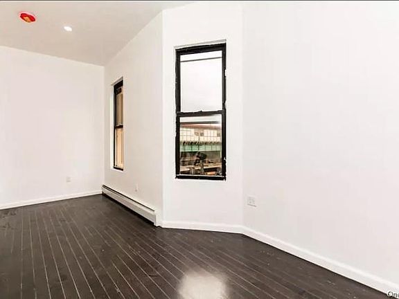 2nd image of 701 E 219th St #2