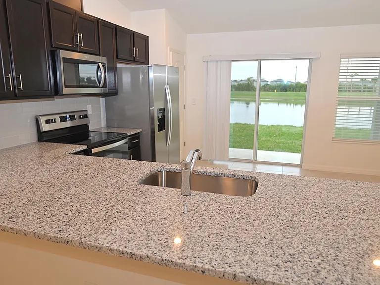9532 Sandy Bluffs Cir — Photo 5