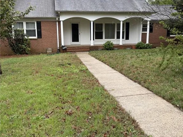 102 E Butler Ave, Liberty, NC 27298