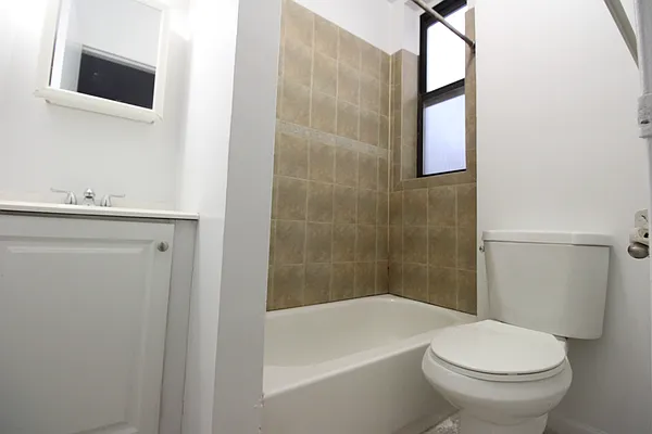 Rented by Luxor Homes & Investment Realty | media 36