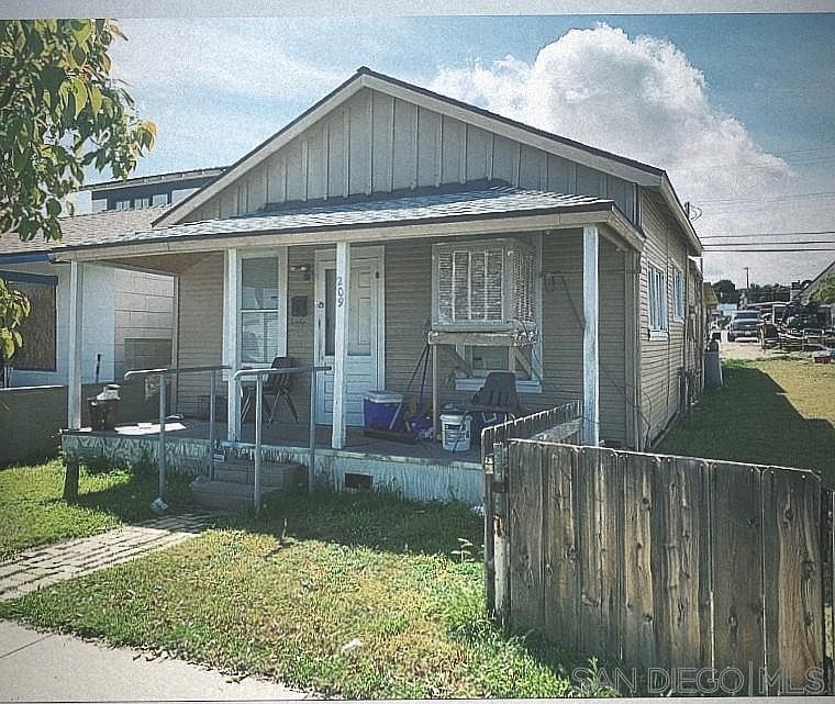 2nd image of 209 Lucard St