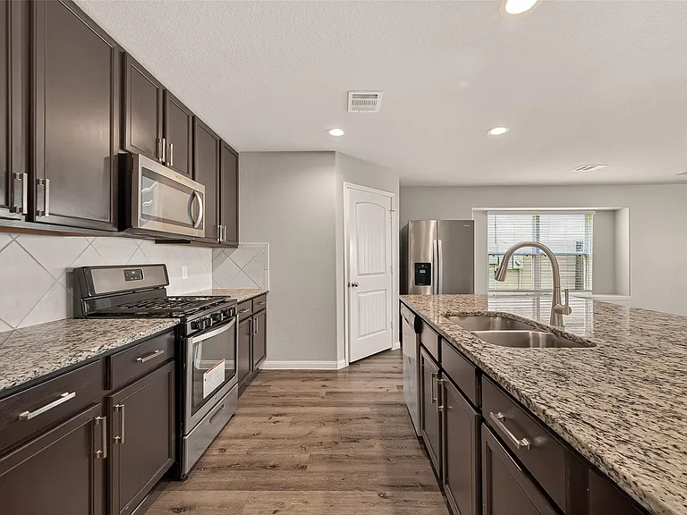 3302 Alberelli Dr — Photo 11