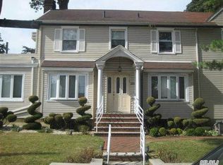 112-01 85th Ave, Jamaica, NY 11418