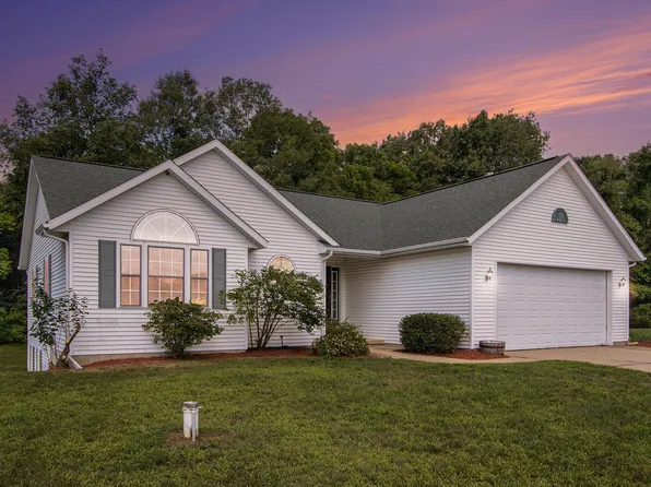 7949 Rolling Meadows Dr, Kalamazoo, MI 49009
