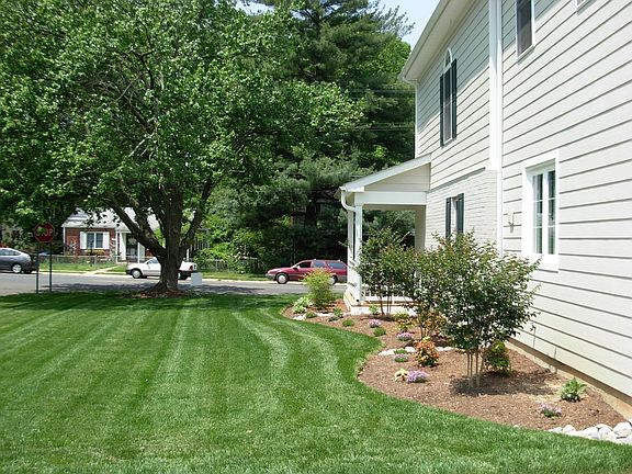 Spacious corner lot