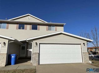 4316 E 15th St, Sioux Falls, SD 57103