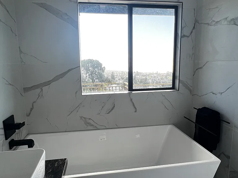 353 Mariposa Dr #H — Photo 21