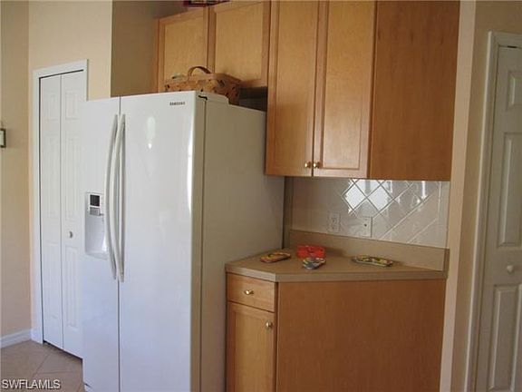 5th image of 10695 Avila Cir