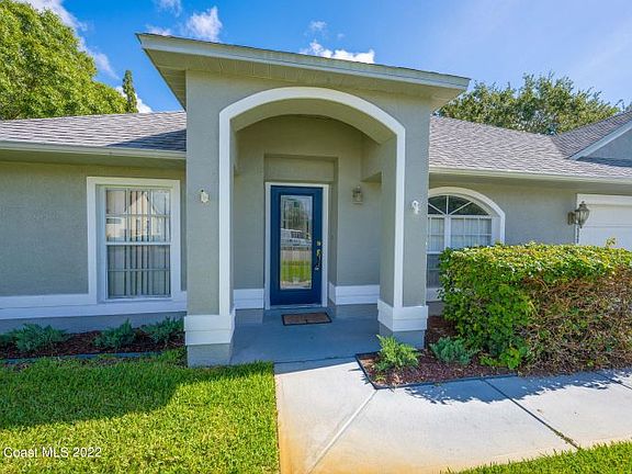 2nd image of 3549 Egret Dr