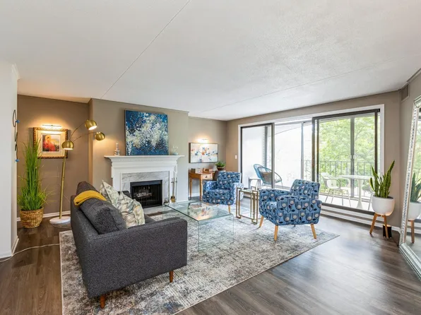 1101 Sibley Memorial Hwy APT 610, Mendota Heights, MN 55118
