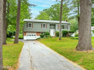 48 Haystack Rd, Clifton Park, NY 12065