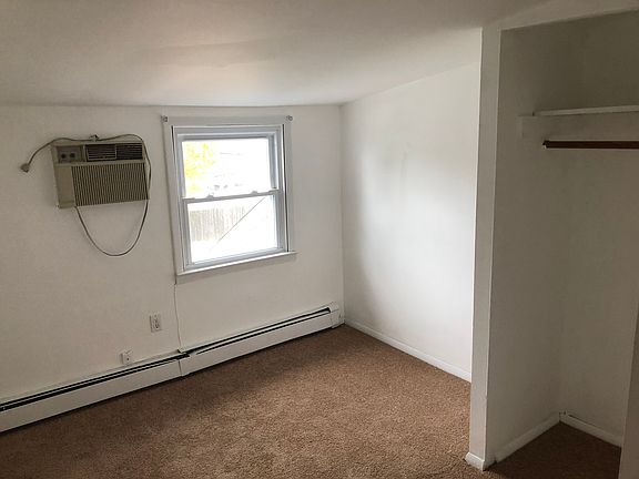 5th image of 68 Dart St