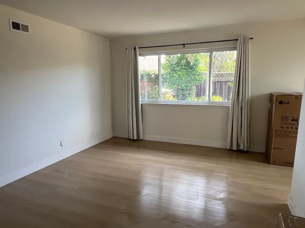 (undisclosed Address), Foster City, CA 94404
