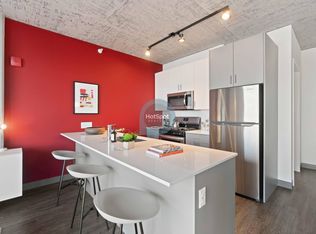 1240 W Randolph St #1/1, Chicago, IL 60607