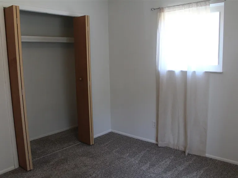 37 Maplecrest Dr — Photo 17