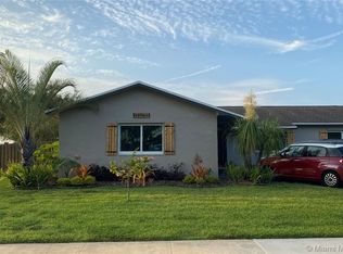 11563 SW 57th St, Cooper City, FL 33330