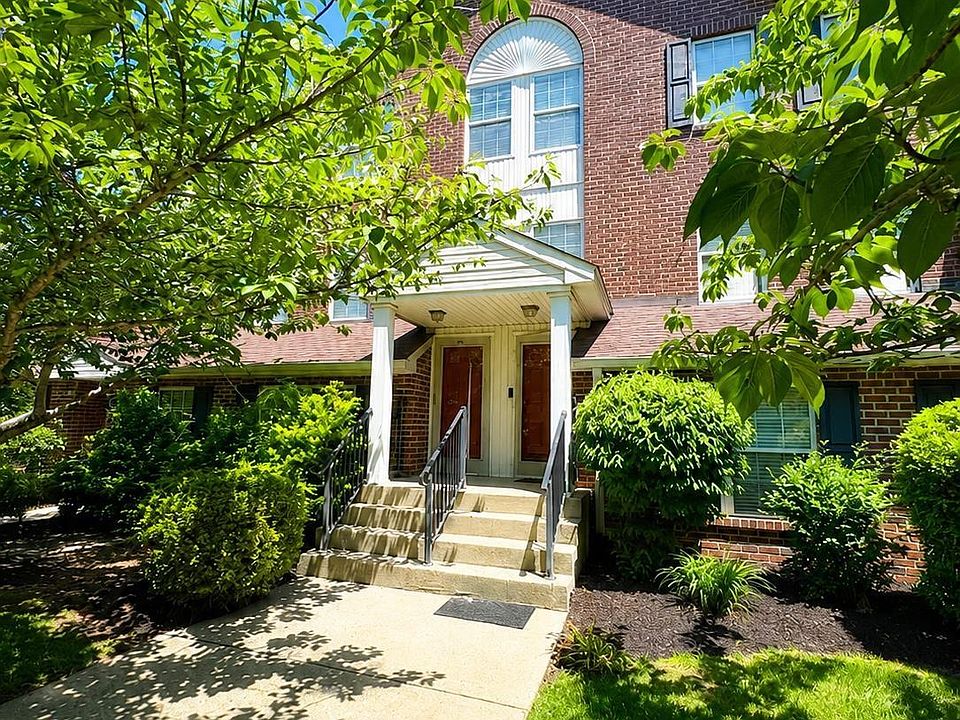 1st image of 1536 Thomas Jefferson Ct #436