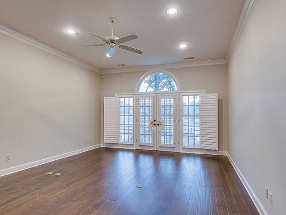 5th image of 2683 Burton Briar Cir