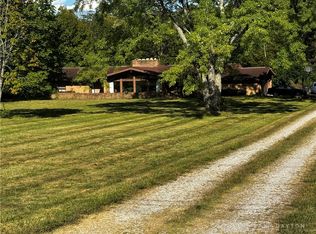 2880 Olt Rd, Dayton, OH 45417